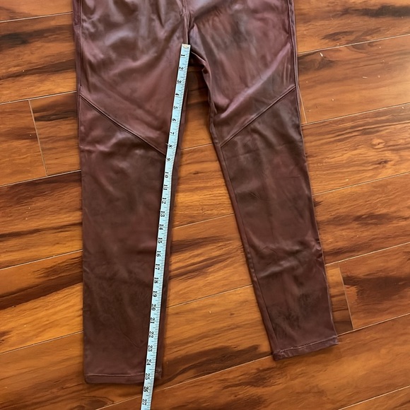 NEW Free People Faux Suede Leggings Burgundy Size 29 - Picture 6 of 12